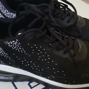 Black White Air Running Sneakers - Size 8.5